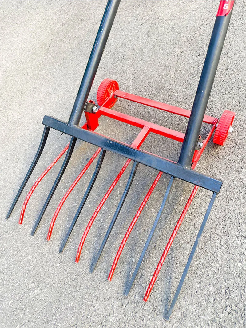 metal hollow tine outdoor garden hand tools grass lawn aerator metal hollow tine outdoor garden hand tools grass lawn aerator